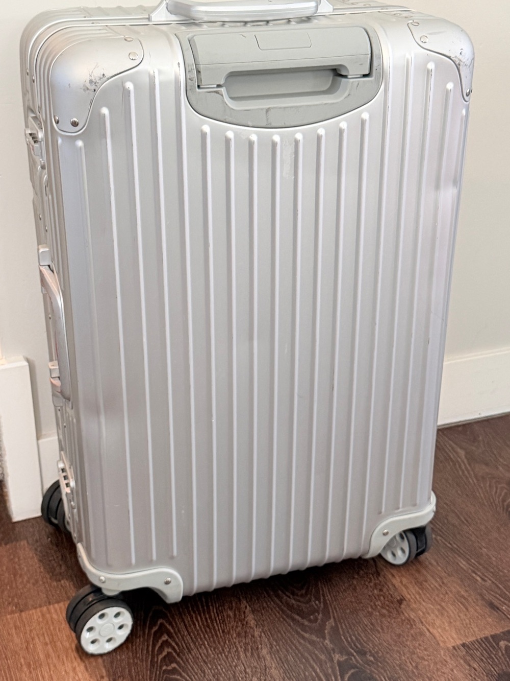 RIMOWA Original Check-In M Silver Aluminum Spinner Suitcase - Picture 2 of 16